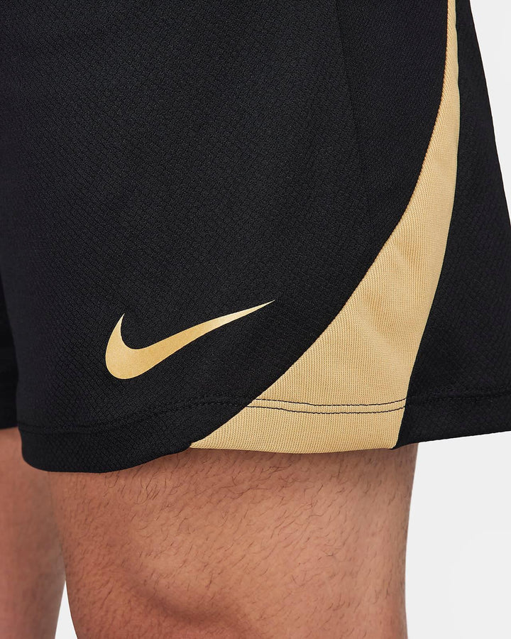 Nike Dri-Fit Strike Short - FN2401-011 - Grossi Sport SA